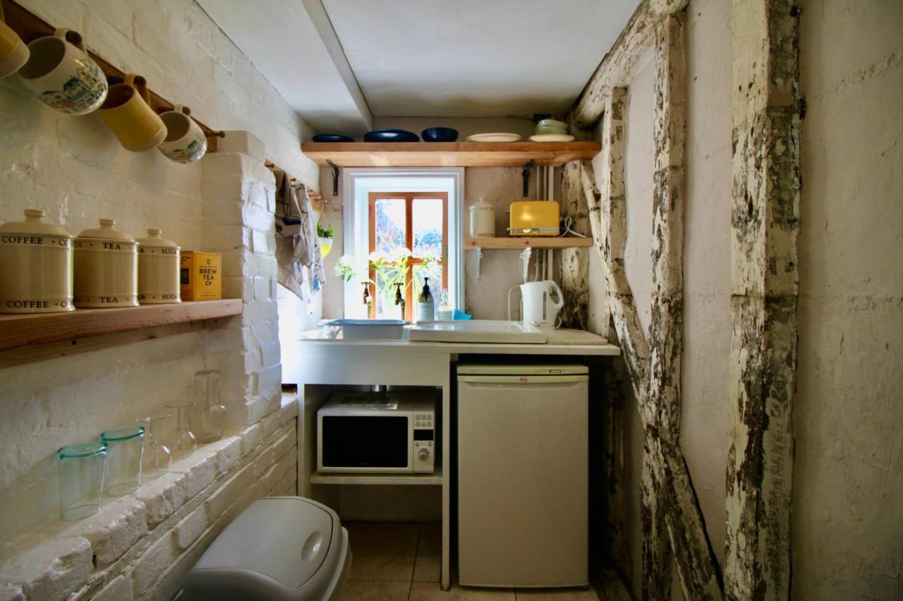 The Cottage At Barkwith House 莱斯顿 外观 照片