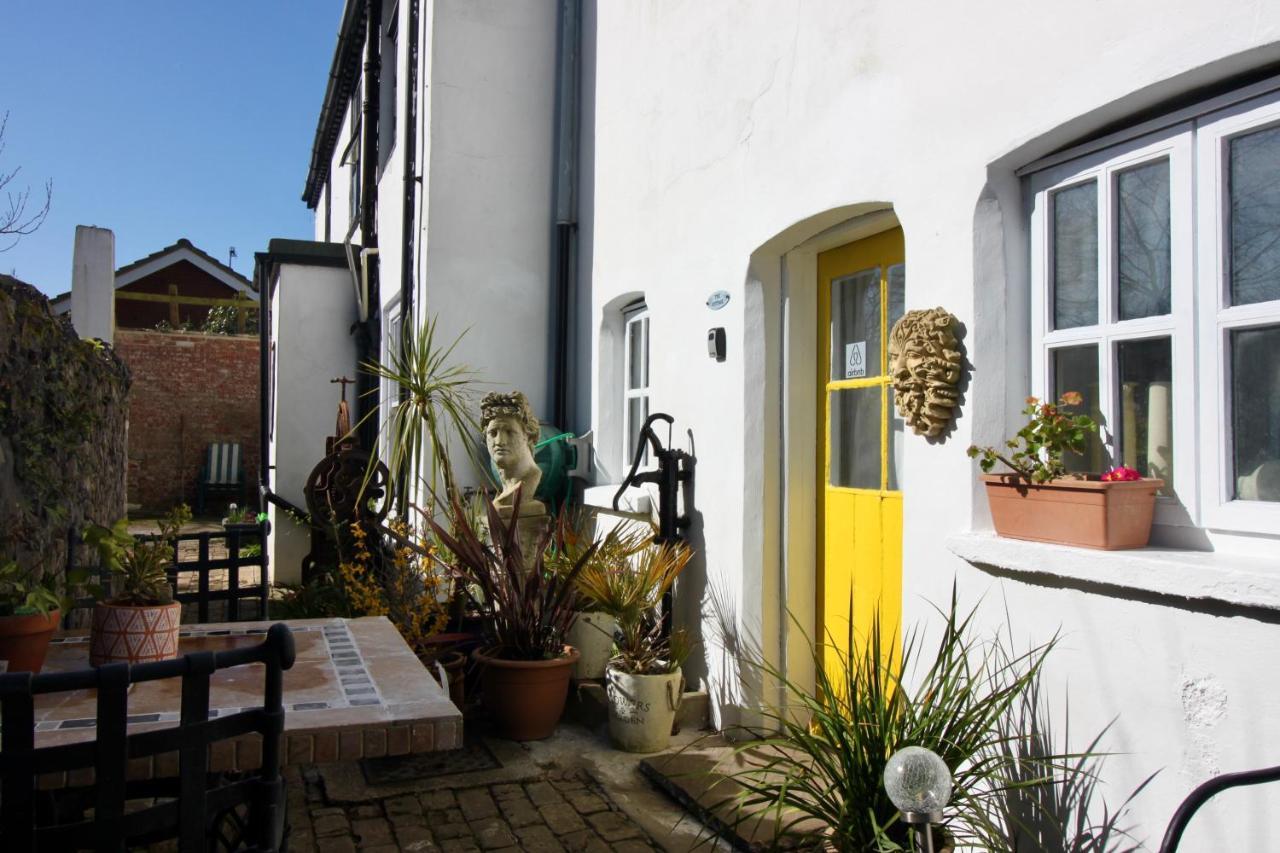 The Cottage At Barkwith House 莱斯顿 外观 照片